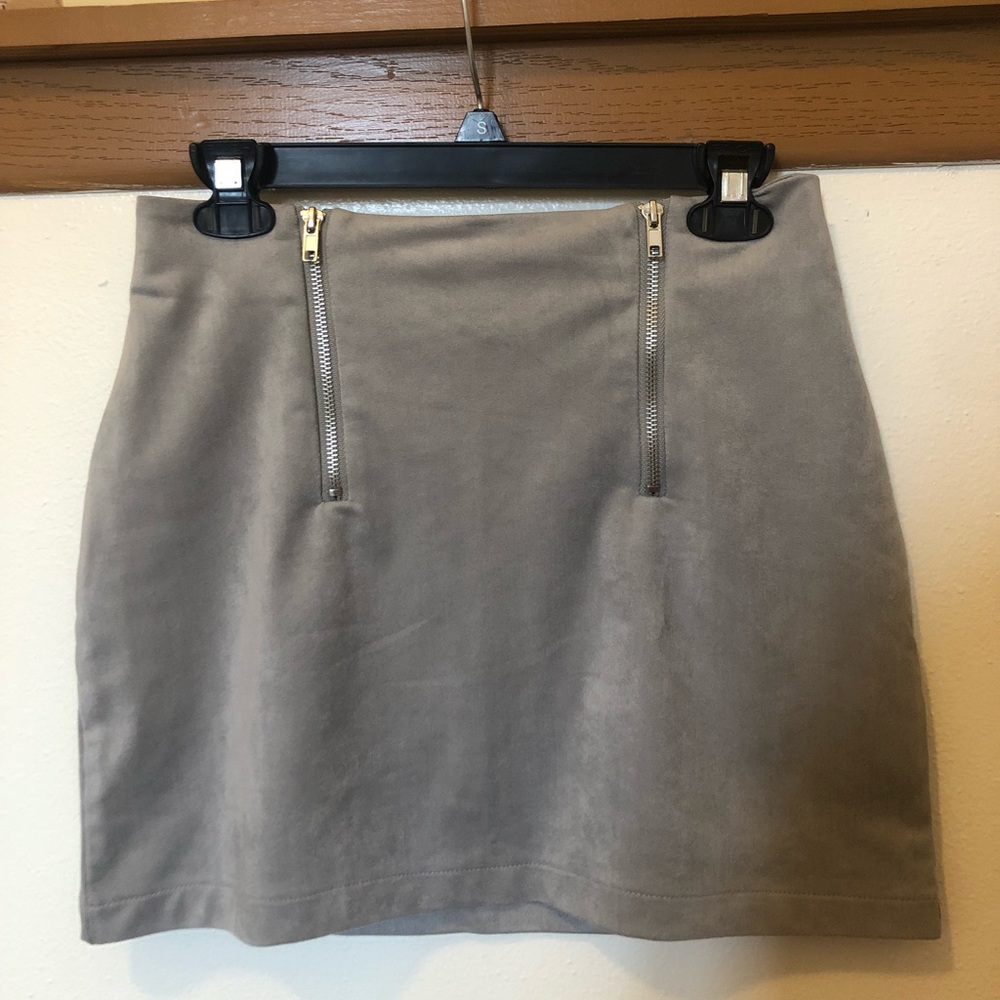 Gray Suede Mini Skirt (Forever 21)
